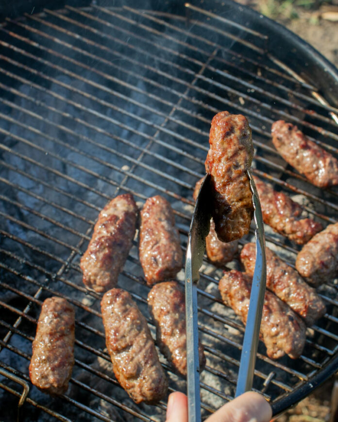 Najpopularnija jela u Bosni - Ćevapi